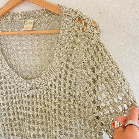 KARISS SIZE SMALL KEYHOLE GOLD STITCHED SWEATER - Picture 4 of 5